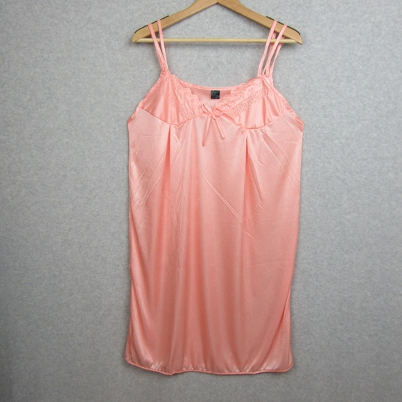 Two Piece Chamise and Robe / Night Gown Set Pink - Picture 5 of 6